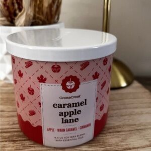 Goose Creek 3 Wick Candle Caramel Apple Lane